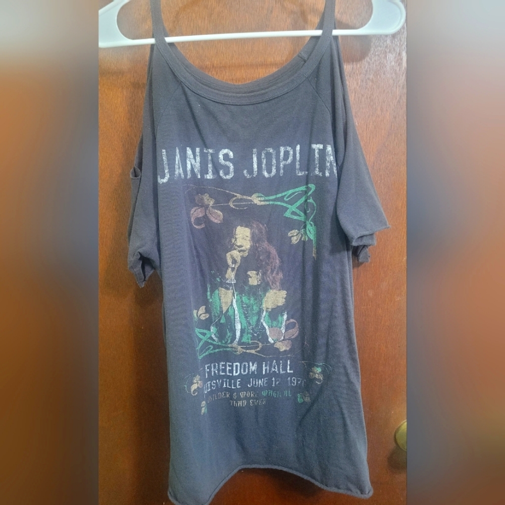 Janis Joplin cold shoulder top